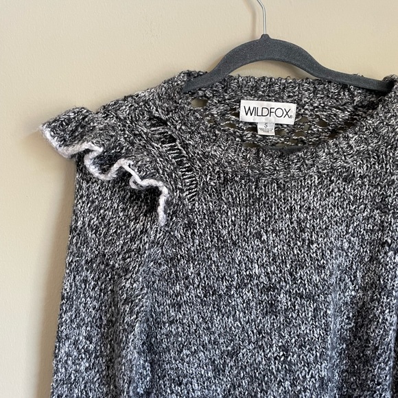 Wildfox Ruffle Trim Distressed Sweater Size S - Picture 3 of 7